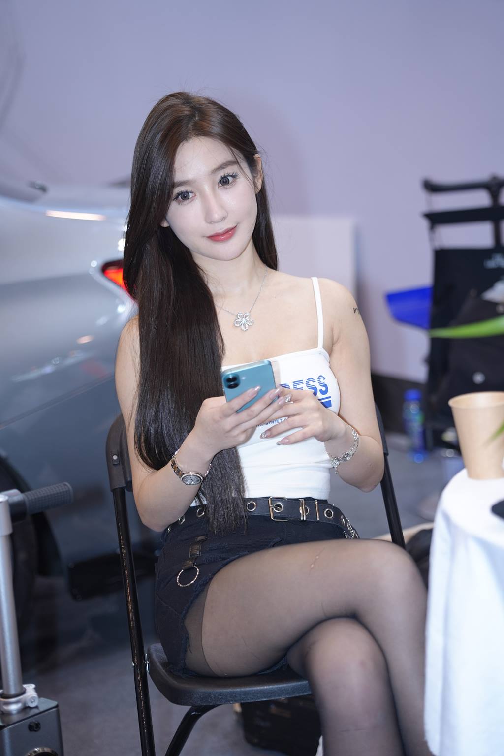 精选街拍作品 NO.5957 甜美火辣李书欣[225P/313MB]