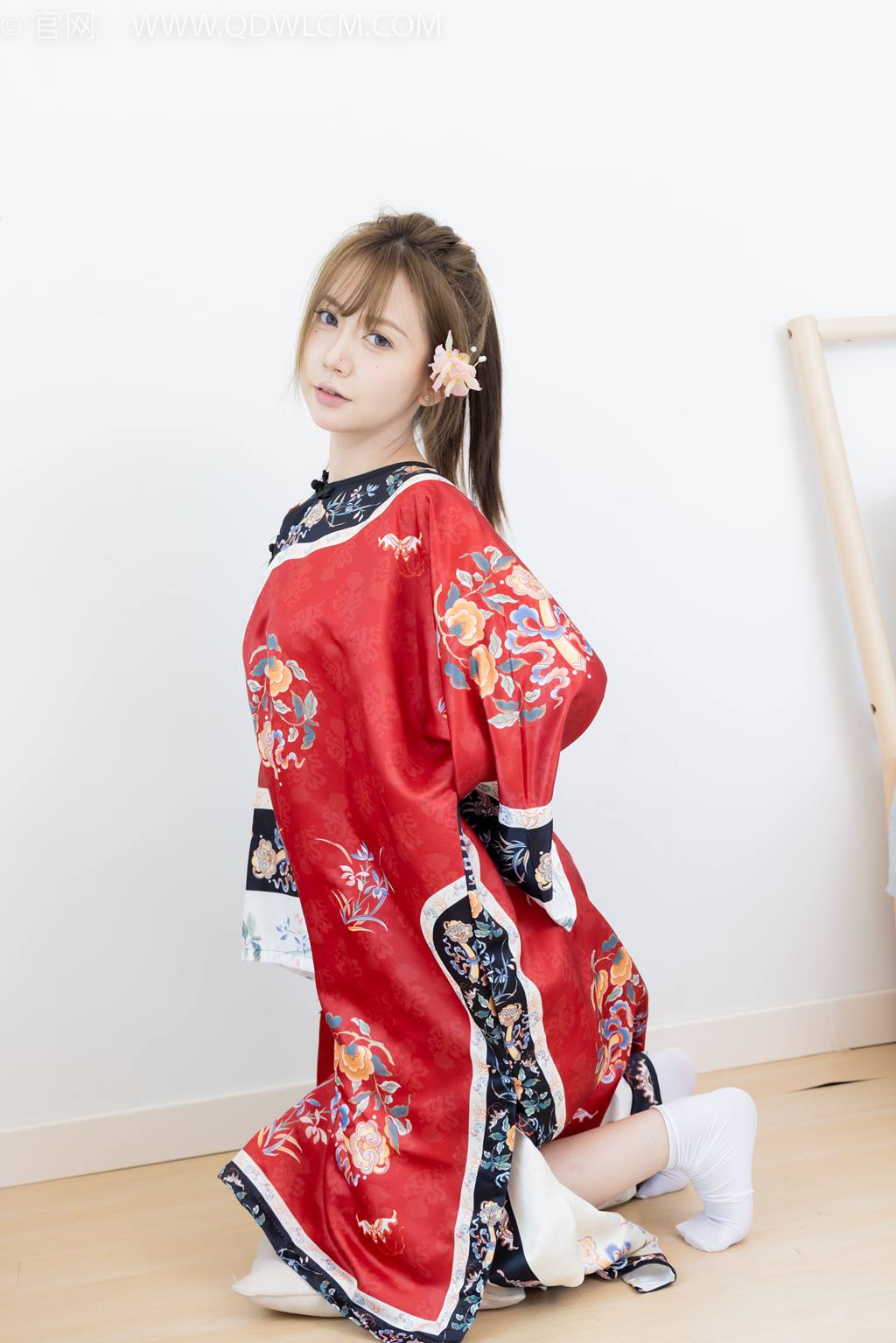 物恋传媒 NO.2429 小曦-汉服、布鞋、足袋、白棉袜[197P/1V/3.84GB]