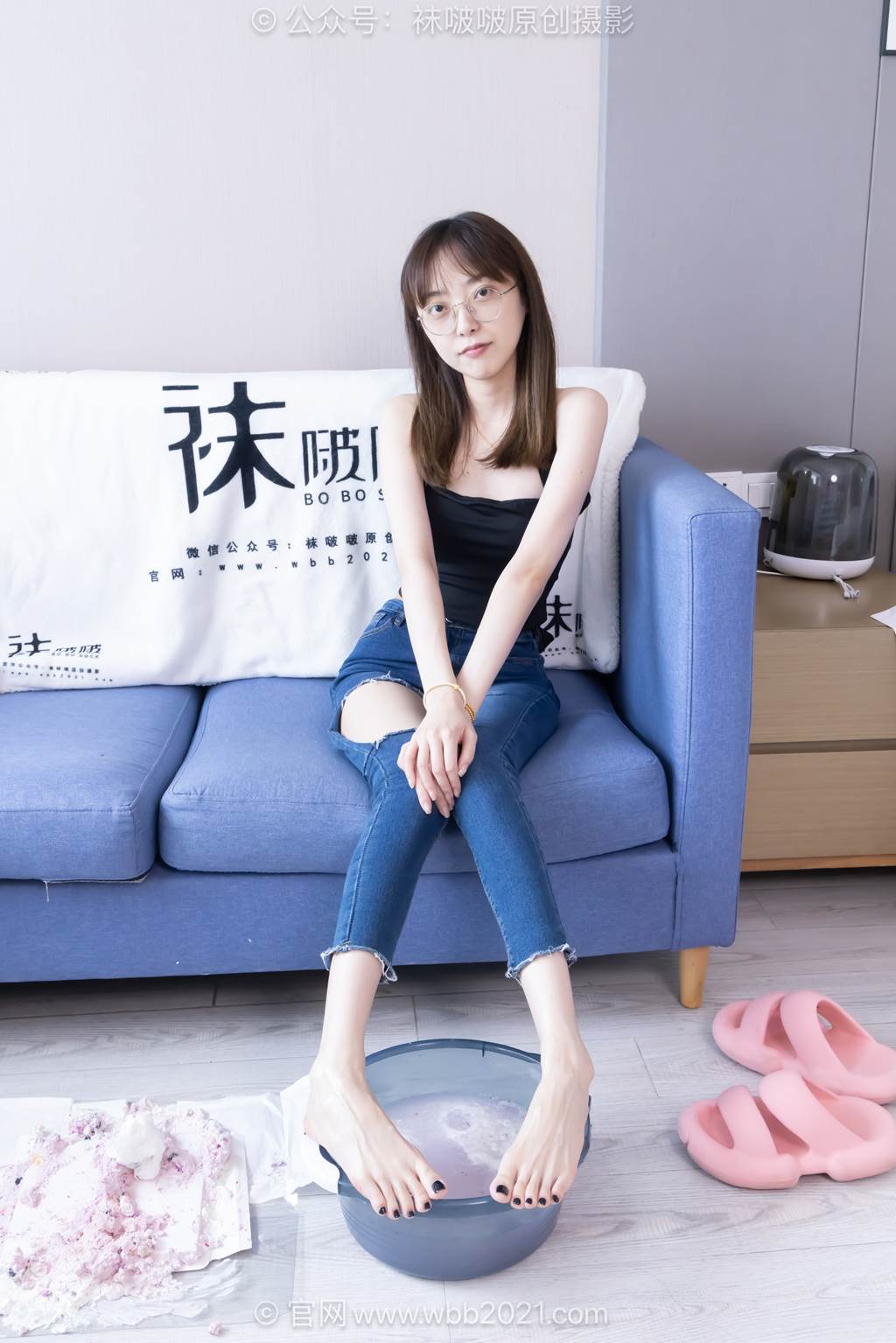 [BoBoSocks袜啵啵]NO.591 稚予-高跟凉鞋、薄肉丝、裤里丝、裸足、裸足泡脚[153P/1V/6.43GB]