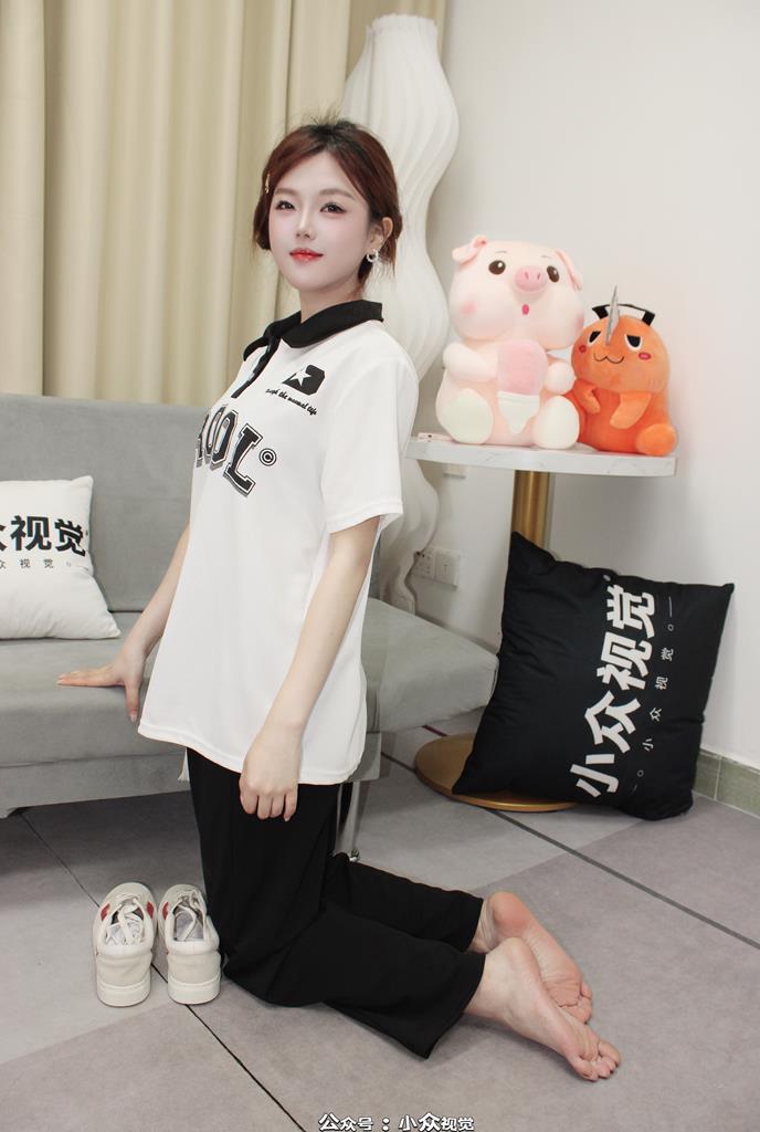 小众视觉 021-小薯条韩系学院风白袜板鞋［117P/1V/5G］