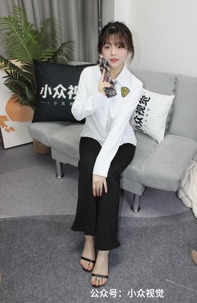 小众视觉 028-小薯条校服型正装［109P/1V/4.33G］