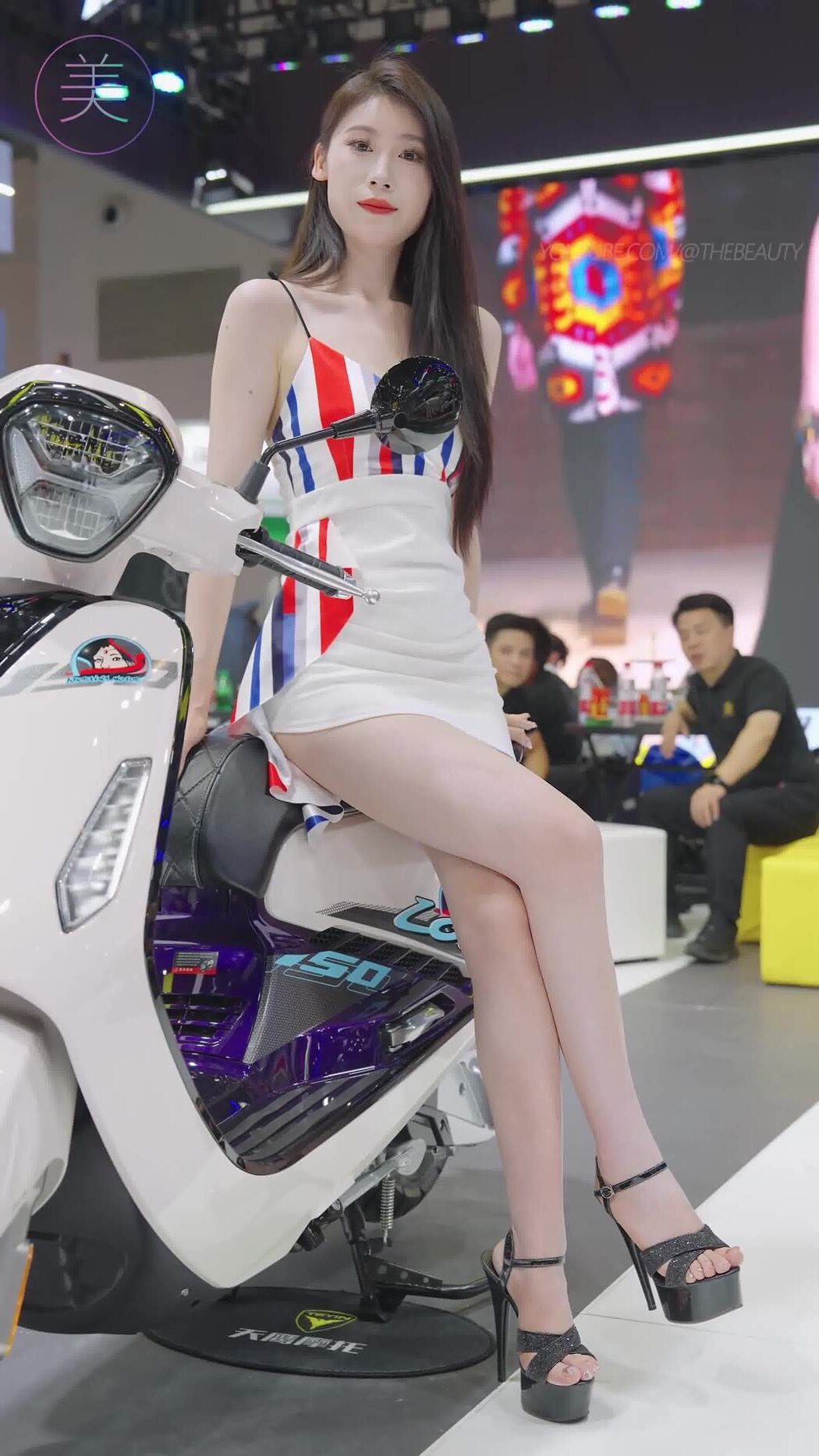 NO.1437 2024 重庆摩博会机车展 Racing Model LOOKBOOK 08[1V/338MB]