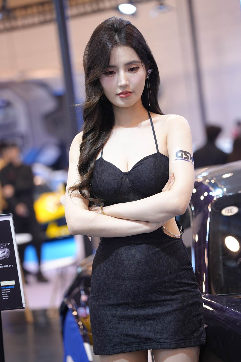 精选街拍作品 NO.6100 甜美鹿鹿鹿[66P/99MB]