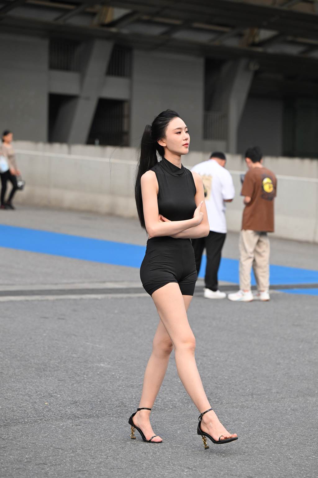 精选街拍作品 NO.6165 黑色连体衣[97P/261MB]