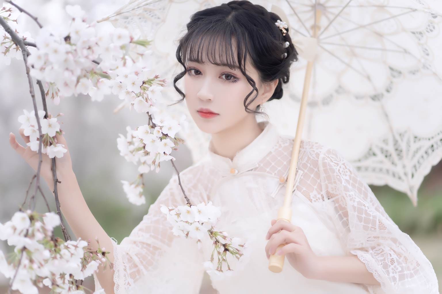 [YITUYU艺图语]2022.11.05 玲珑 -绮罗生的小苏苏-[27+1P/210MB]