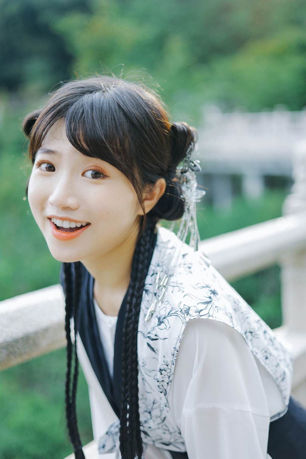 [YITUYU艺图语]2022.11.04 悠悠径山 蓝胖子-[21+1P/168MB]