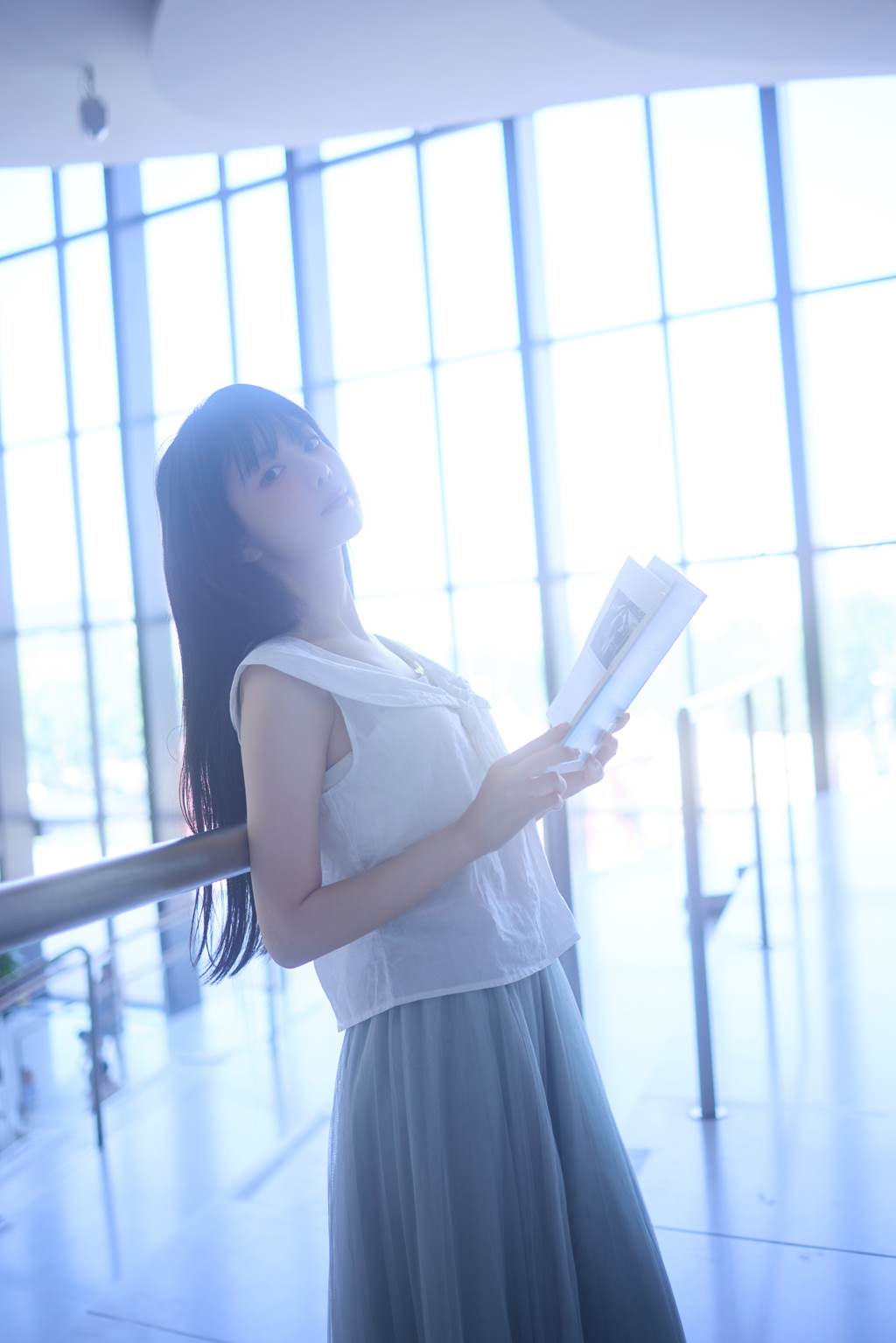 Shika小鹿鹿 - 图书馆[16P/294MB]