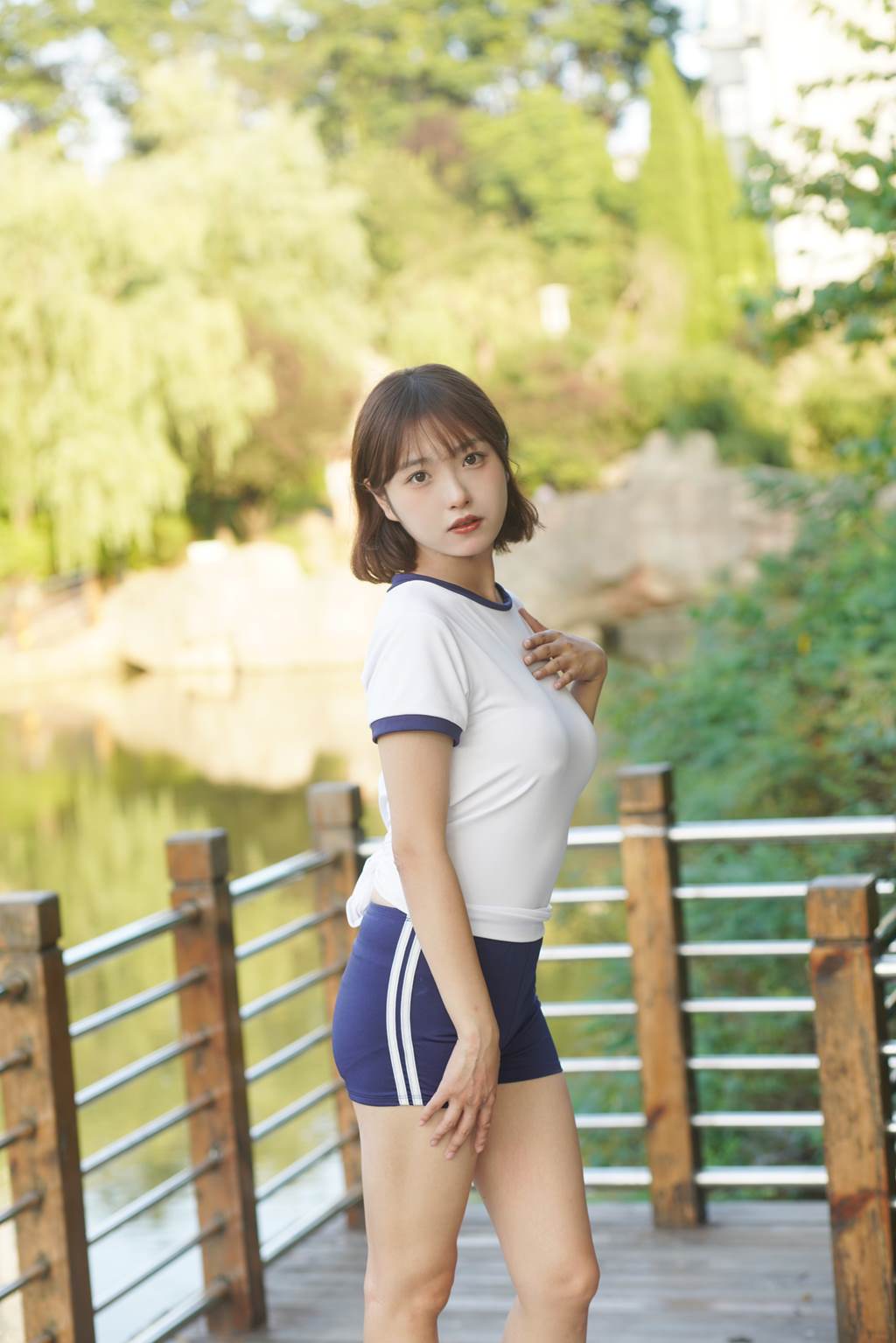 [YITUYU艺图语]2022.11.06 体操服 -炸鸡冰可乐-[19+1P/140MB]