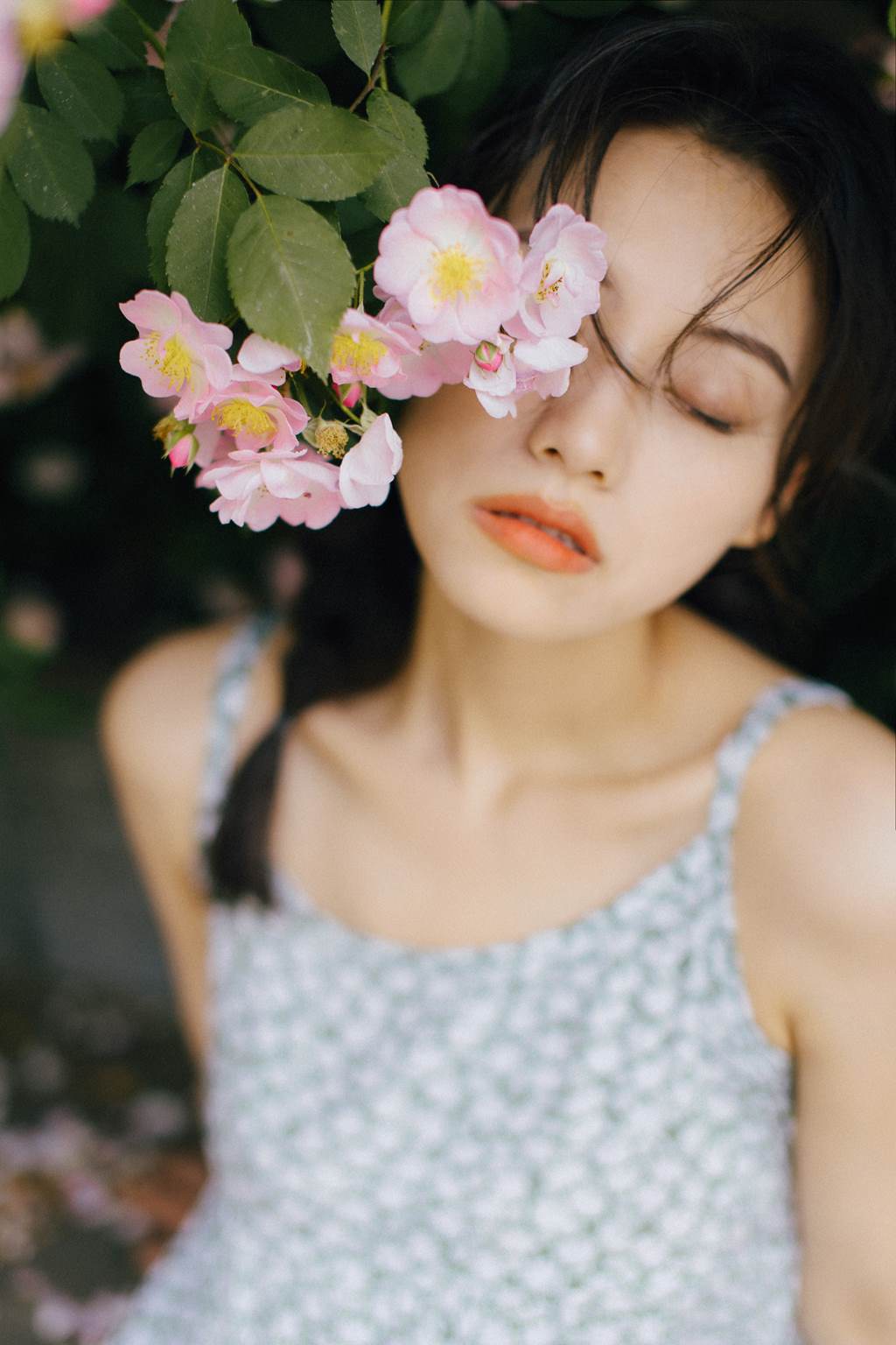 [YITUYU艺图语]2022.11.08 蔷薇 九月[26+1P/359MB]