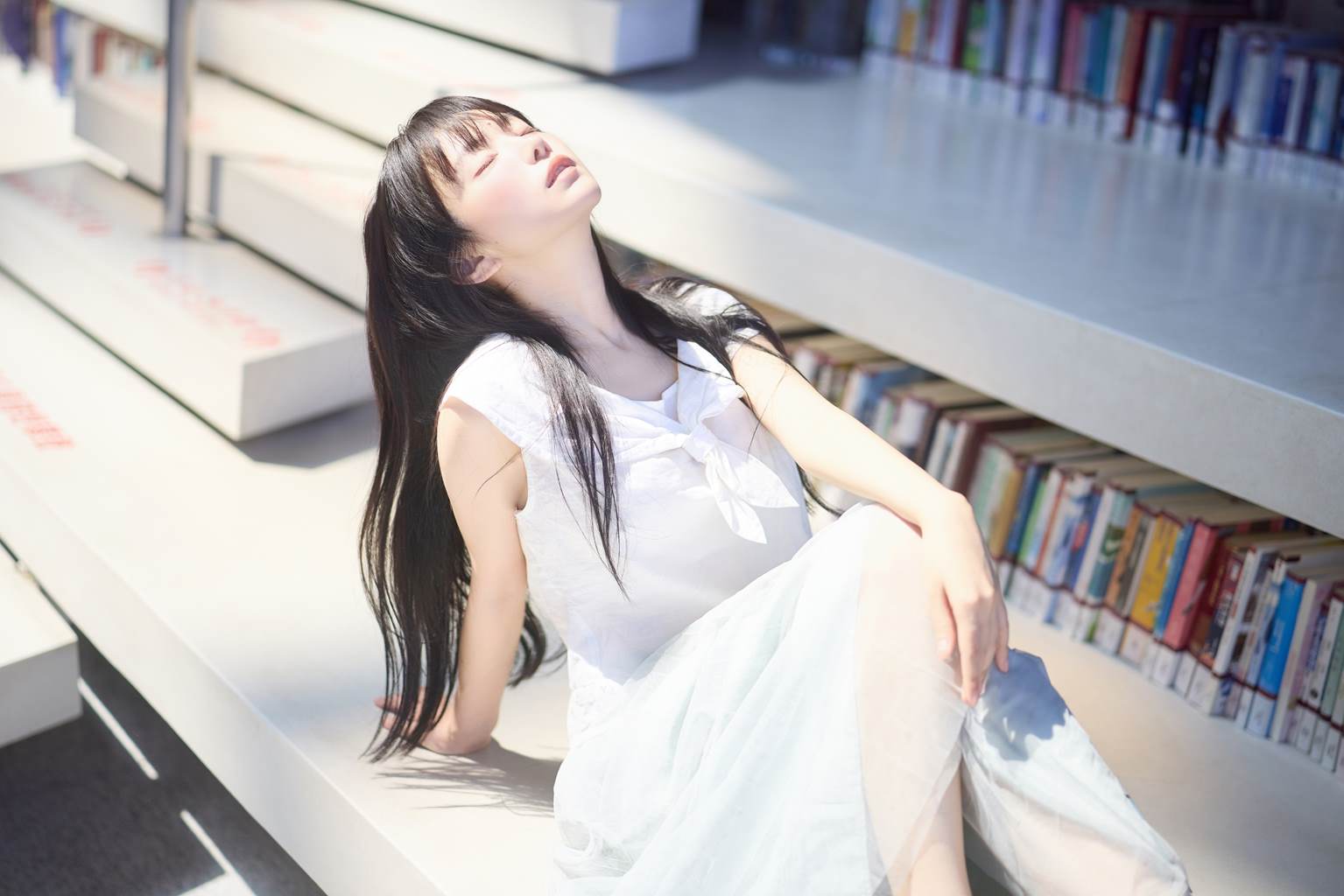 Shika小鹿鹿 - 图书馆[16P/294MB]