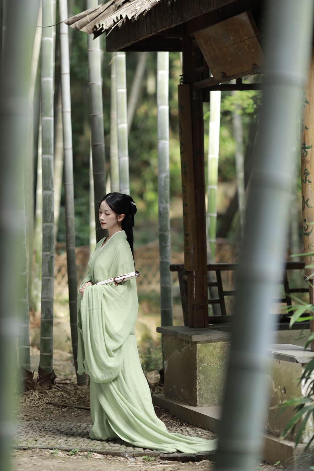 [YITUYU艺图语]2022.11.07 虎丘 言小七[21+1P/243MB]