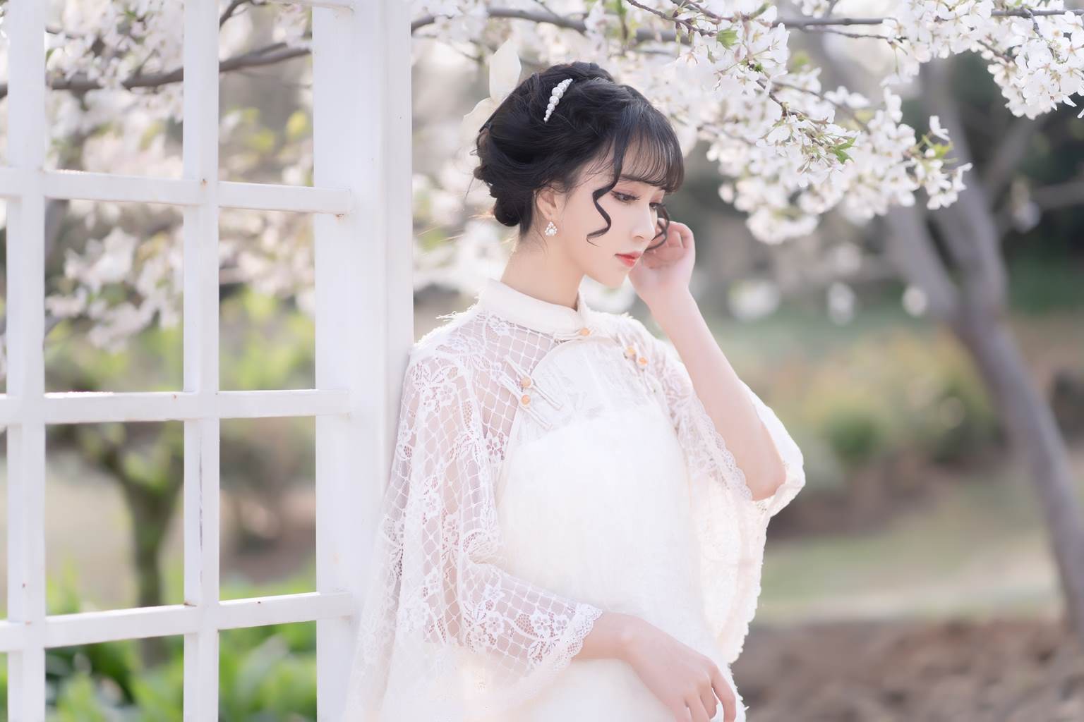 [YITUYU艺图语]2022.11.05 玲珑 -绮罗生的小苏苏-[27+1P/210MB]