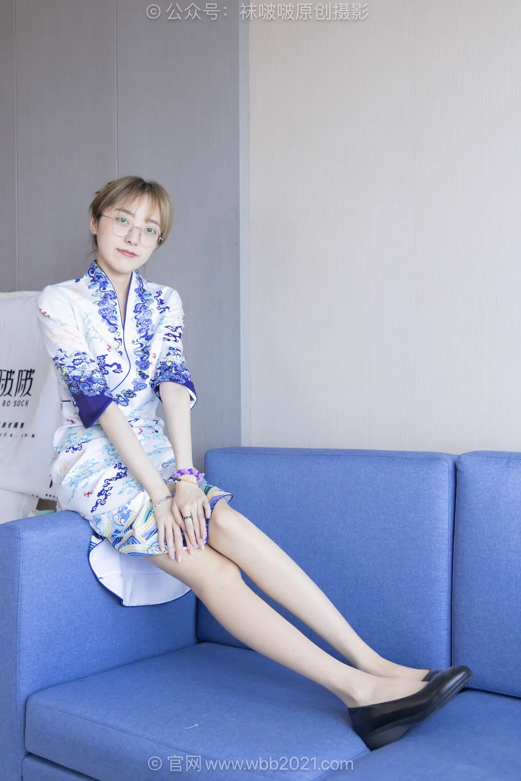 [BoBoSocks袜啵啵]NO.604 稚予-皮鞋、薄肉丝、空姐旗袍制服[145P/1V/5.83GB]