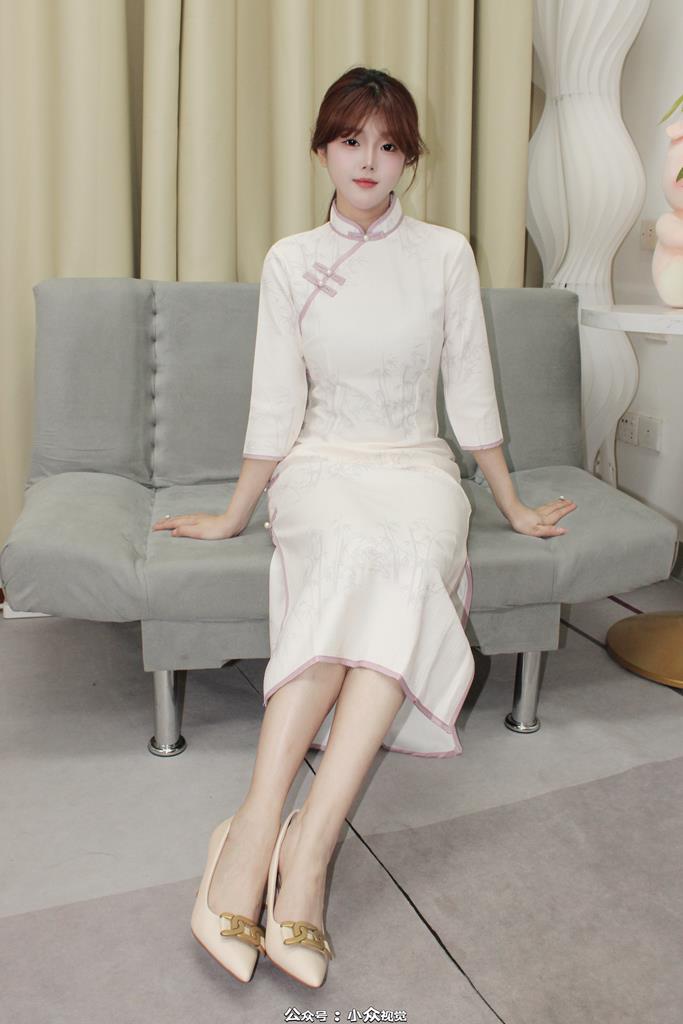 小众视觉 040-小薯条长款旗袍尖头高跟鞋（足底版） [98P/1V/4.11G]