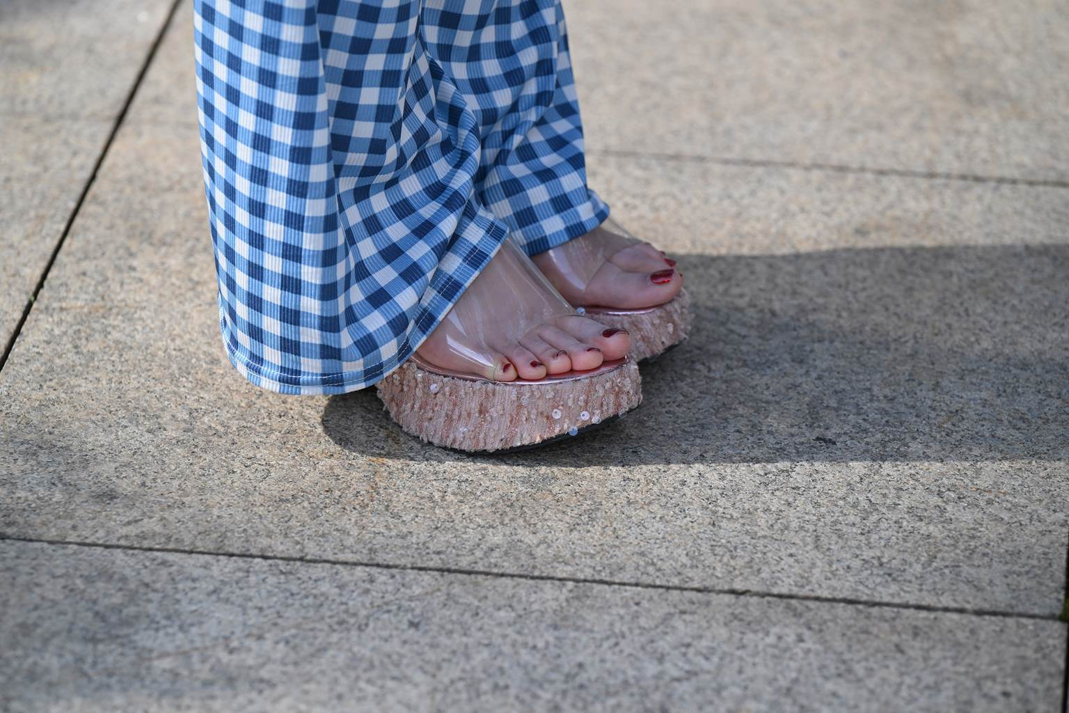 精选街拍作品 NO.6068 甜美格子裤[93P/318MB]