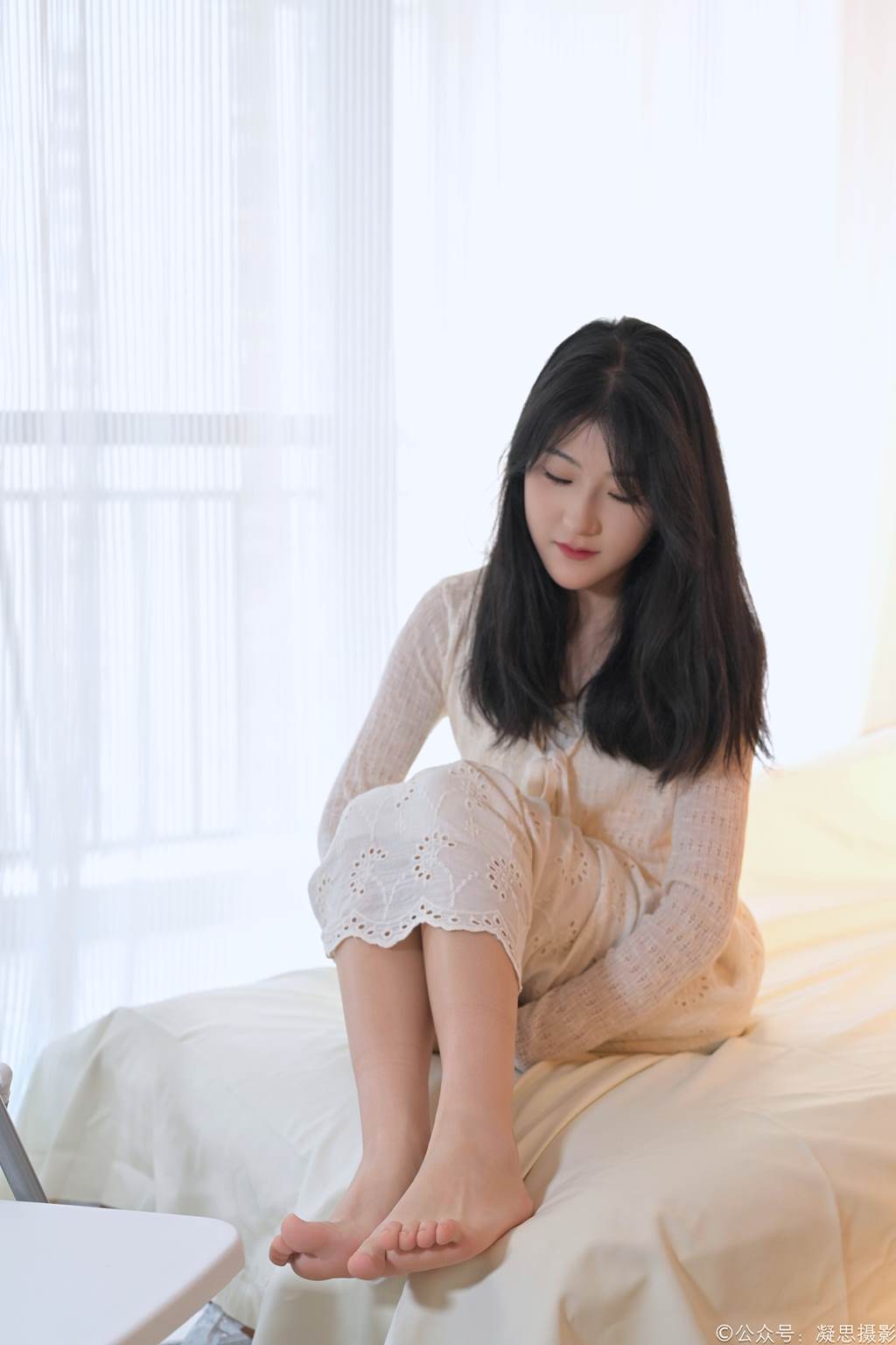 凝思摄影 NO.005 琦琦-连衣裙、短白袜、平底鞋[134P/1V/3.28GB]