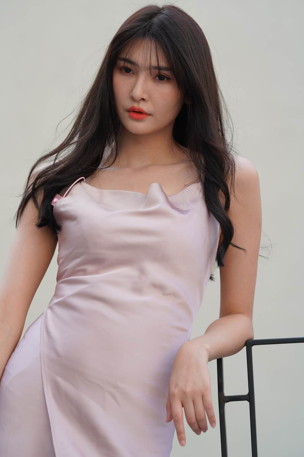 精选街拍作品 NO.6061 粉色长裙精致靓丽[80P/151MB]