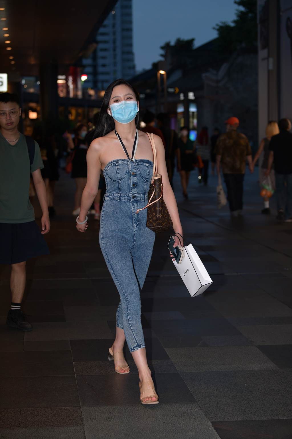 精选街拍作品 NO.6069 活力牛仔装[114P/288MB]