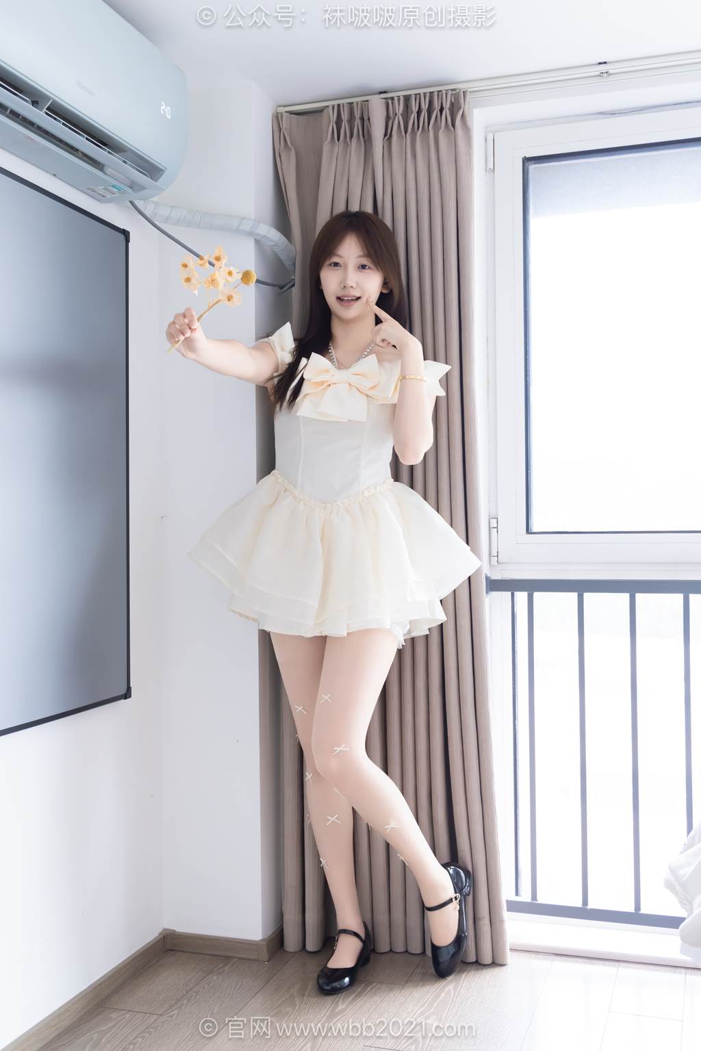 [BoBoSocks袜啵啵]NO.597 香菜-高跟鞋、低跟鞋、薄白丝、薄肉丝、裸足[160P/1V/6.50GB]