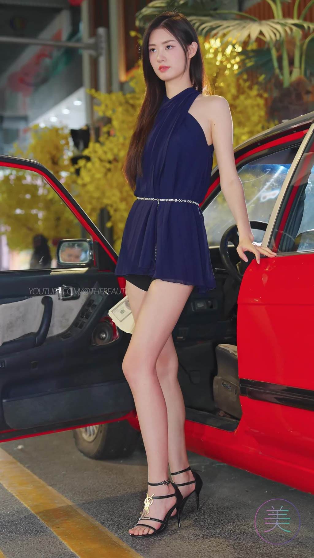 NO.1572 2024 广州车展 网红美女车模 beautyleg LOOKBOOK 28[1V/325MB]