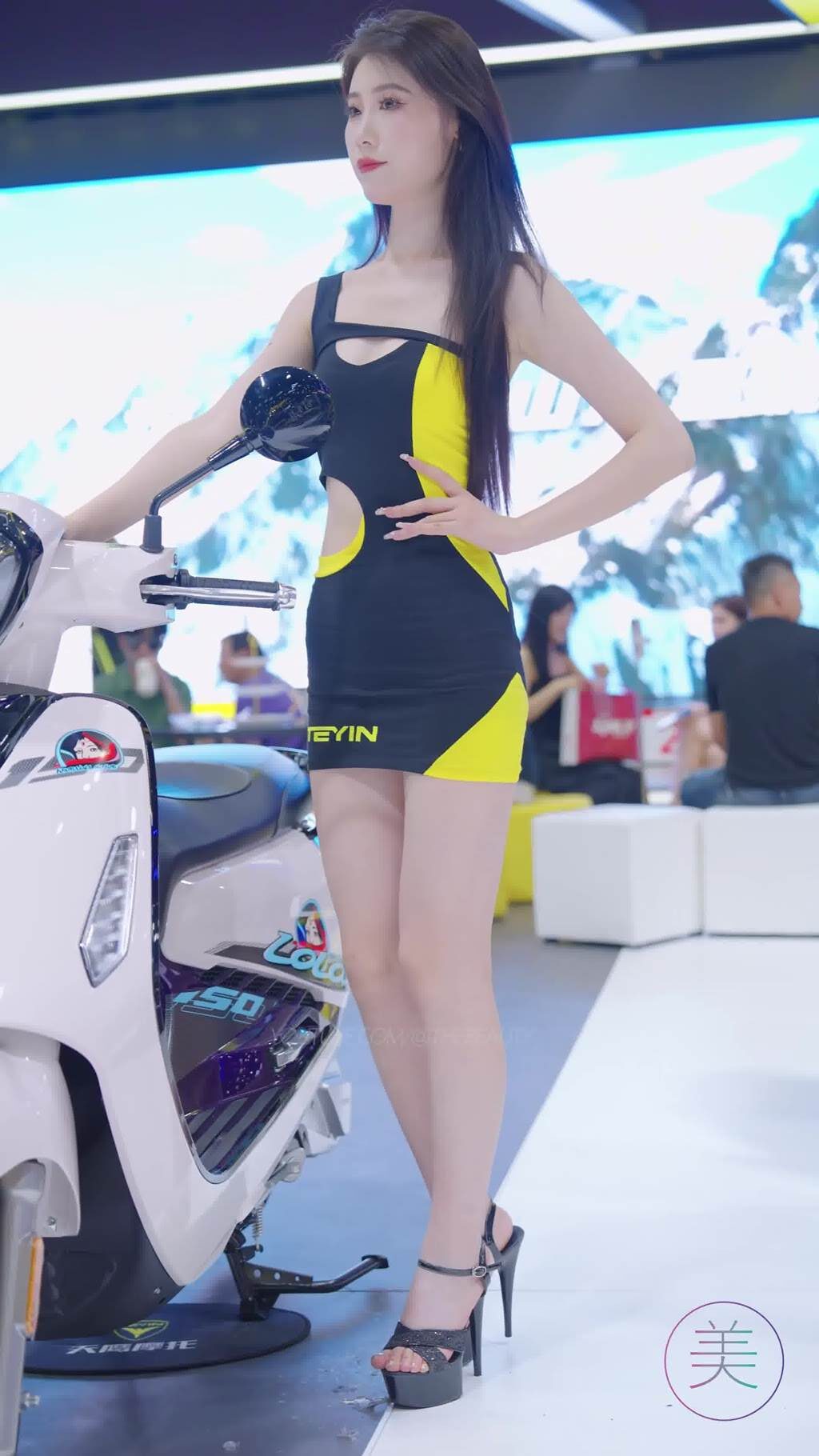 NO.1519 2024 重庆摩博会机车展 Racing Model LOOKBOOK 35[1V/255MB]