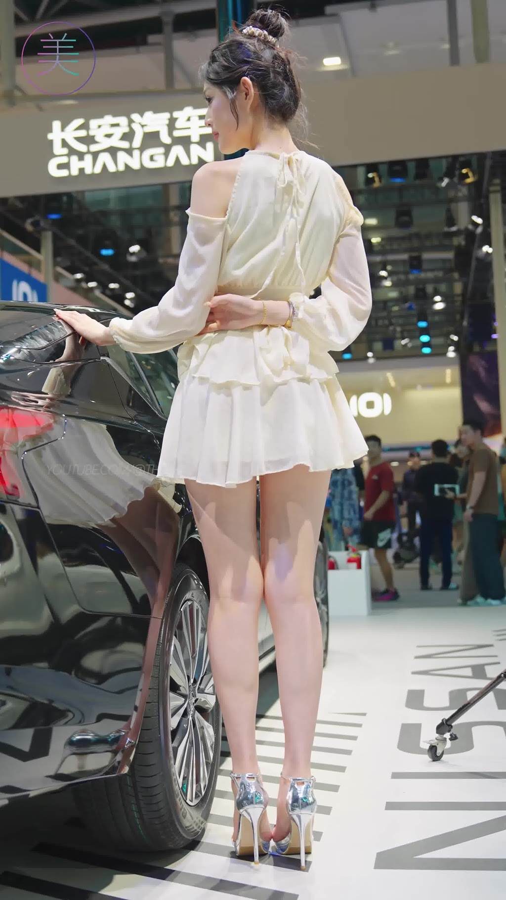 NO.1524 2024 广州车展 网红美女车模 beautyleg LOOKBOOK 05[1V/262MB]