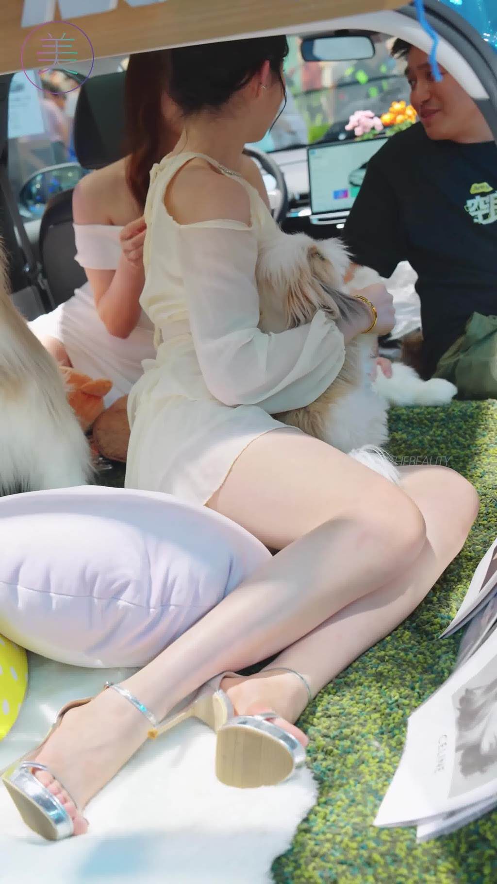 NO.1520 2024 广州车展 网红美女车模 beautyleg LOOKBOOK 01[1V/232MB]