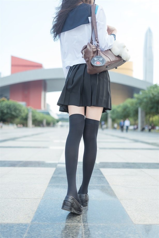 风之领域精品写真@No.003 公园校服黑丝 [39P/77.9MB]