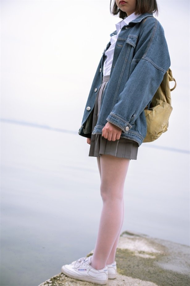 森萝财团精品写真@BETA-014 白丝户外海边[85P/946MB]