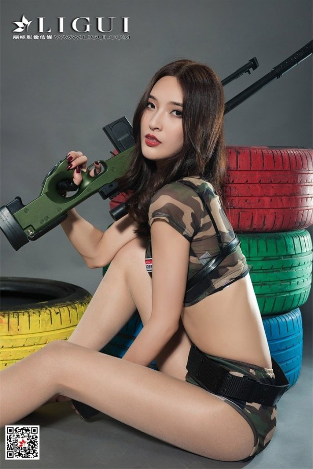 [Ligui丽柜] 2018.11.17 性感吃鸡 Model 雪糕 [67P/95.5MB]