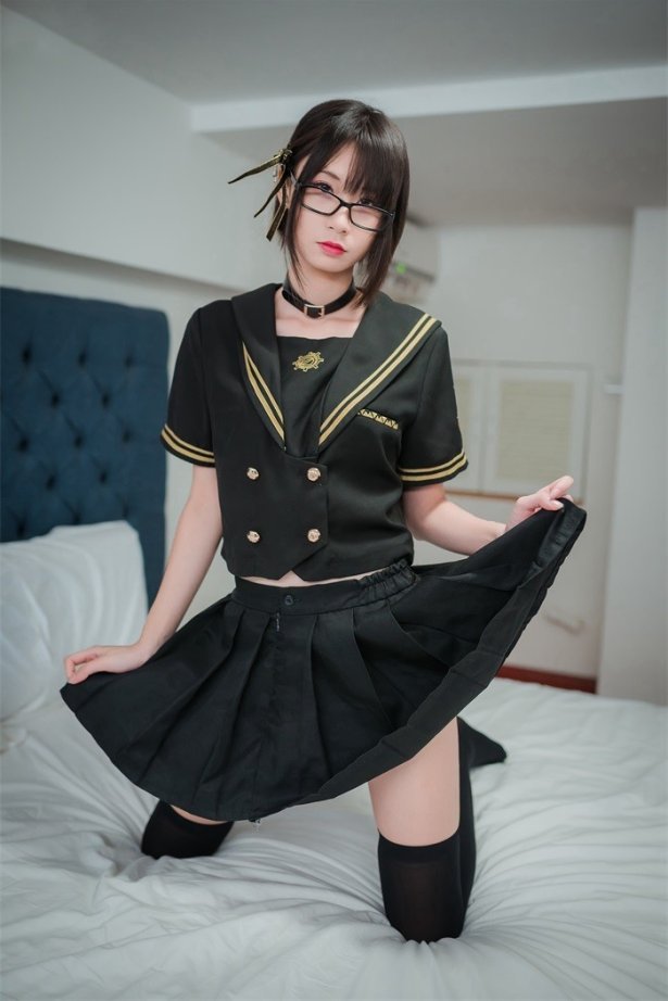 风之领域精品写真@No.078 一米七的黑丝长腿 [45P/209MB]