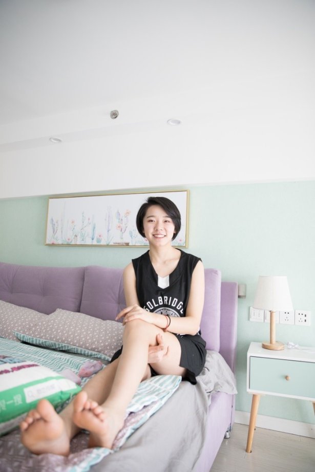 物恋传媒 No.105 小飞-你是我爱笑的短发姑娘 [152P/1V/2.72GB]