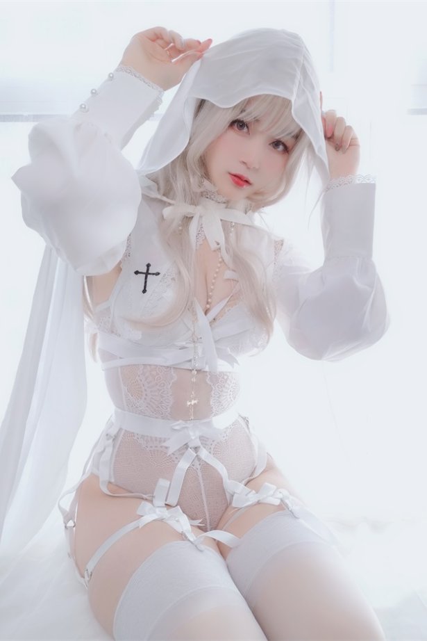人气动漫Coser@白银81_ 纯白圣女 [56P/6V/264MB]