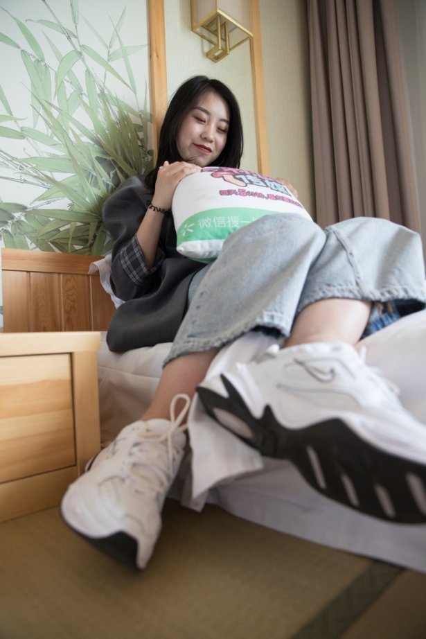 物恋传媒 No.155 璐璐-舞蹈系女生的运动风 [158P/1V/4.57G]