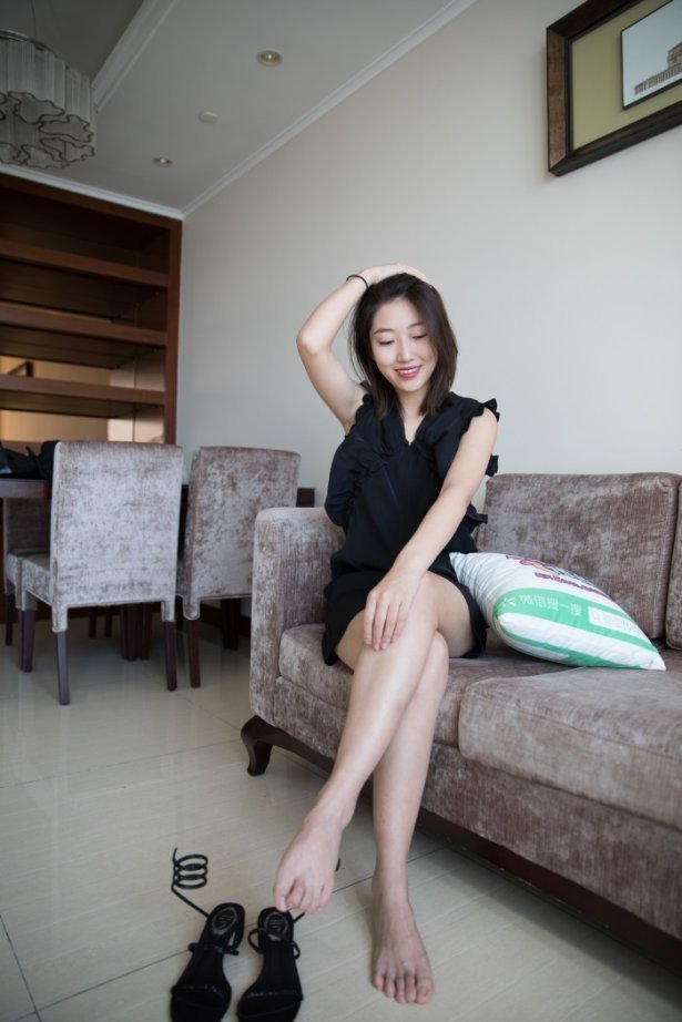 物恋传媒 No.229 雅梦-美腿影子公主 [154P/1V/2.93G]