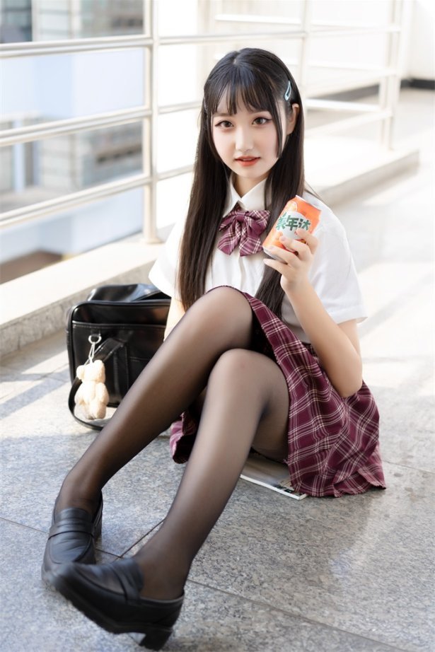 喵糖映画少女写真 VOL.023 学生妹 [44P/306MB]