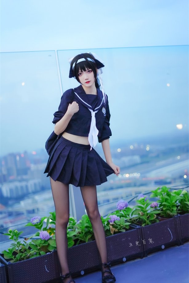 微博红人Coser@五更百鬼 碧蓝航线 [14P/60MB]