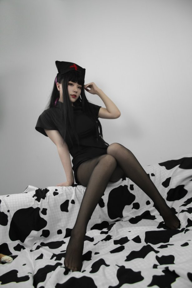 微博人气博主@起司块wii 黑暗护士 [67P/515MB]