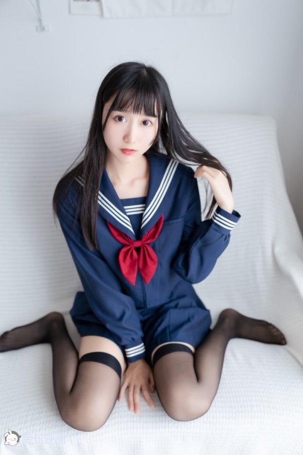 兔玩映画 VOL.010 纯真少女 [44P/218MB]