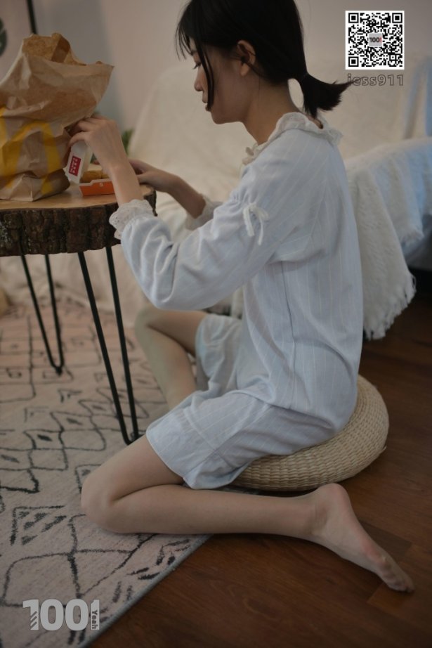 [IESS异思趣向] 一千零一夜 005《网络女主播的私生活1》[99P/67MB]