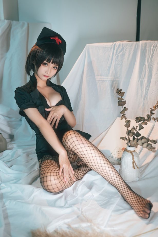 知名动漫博主@蠢沫沫   护士渔网袜小姐姐 [41P/551MB]