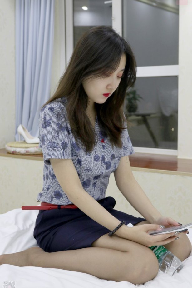 [SiHua思话] SH051 空姐制服 露露 [94P/2V/1.29G]