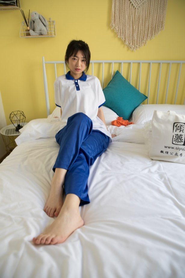 物恋传媒 No.319 小凌-凤凰花开的路口 [202P/1V/4.72G]