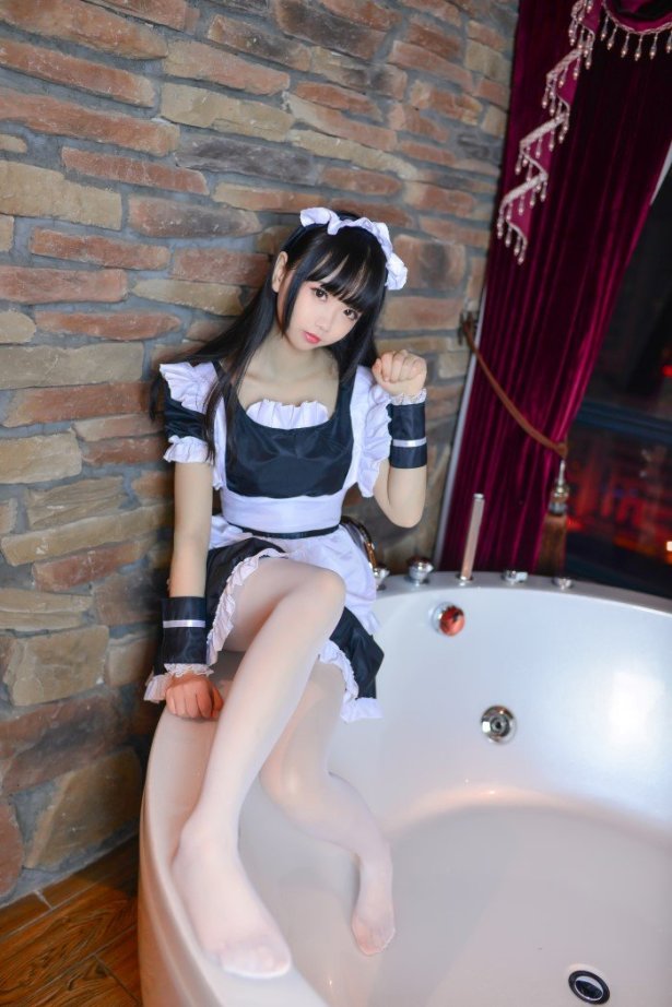 微博红人Coser@雪琪SAMA – 女仆 [25P/237MB]
