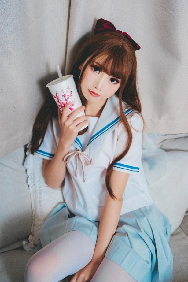 网红Coser@面饼仙儿 – JK秀 [16P/316MB]