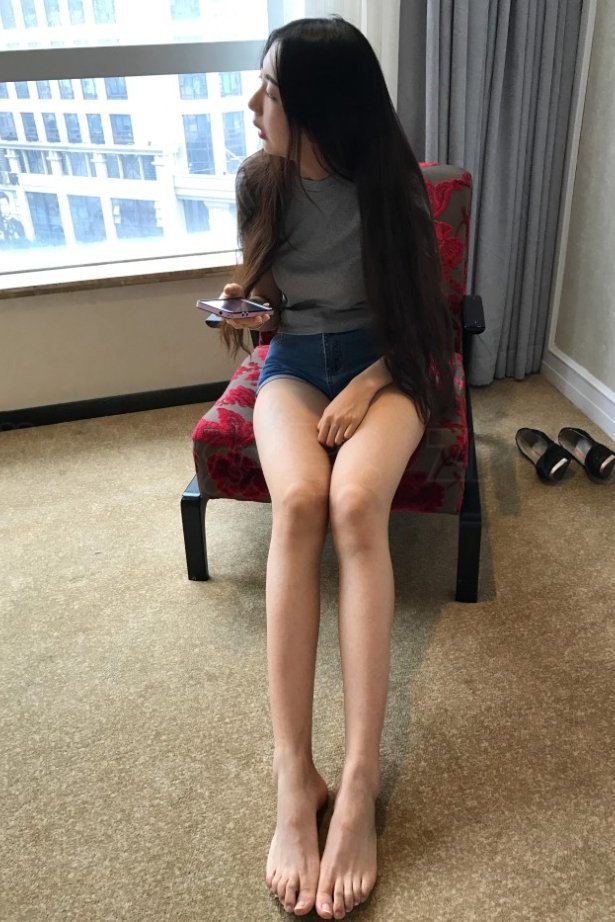 [LSS山茶摄影]NO.061 气质.裸足[99P/95M]