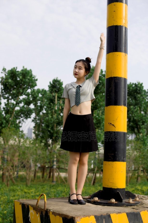 [SiHua思话]SH126 露露 放学调皮[40P/56MB]