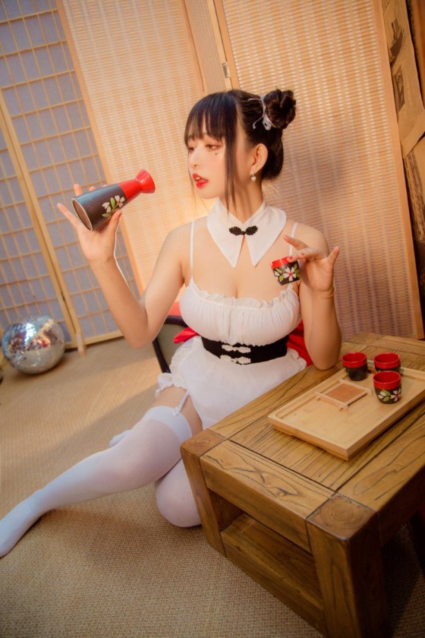 大眼萌妹@黑猫猫OvO - 中华风 [15P/131MB]