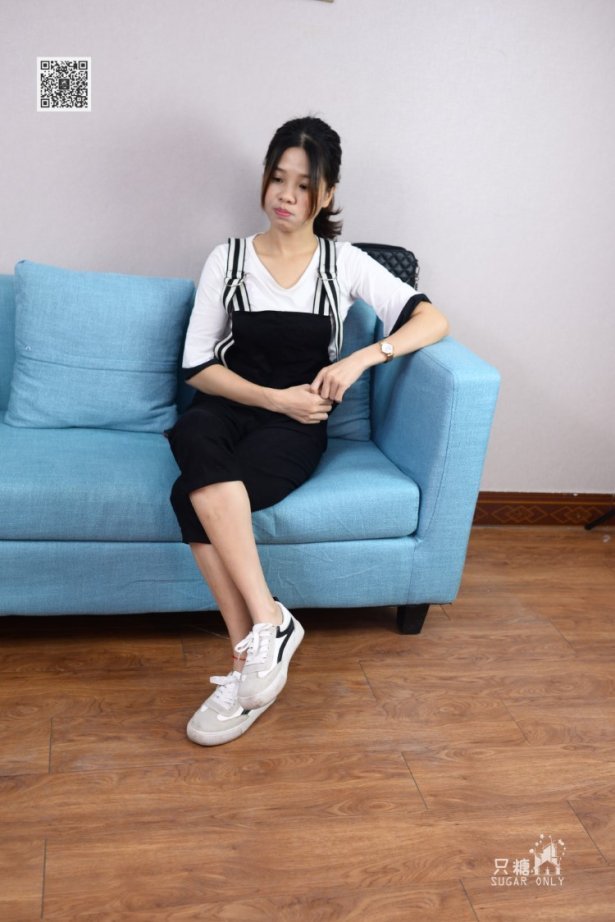 [只糖棉袜]NO.047 安安 红绳与小铃铛 [301P/1.12GB]