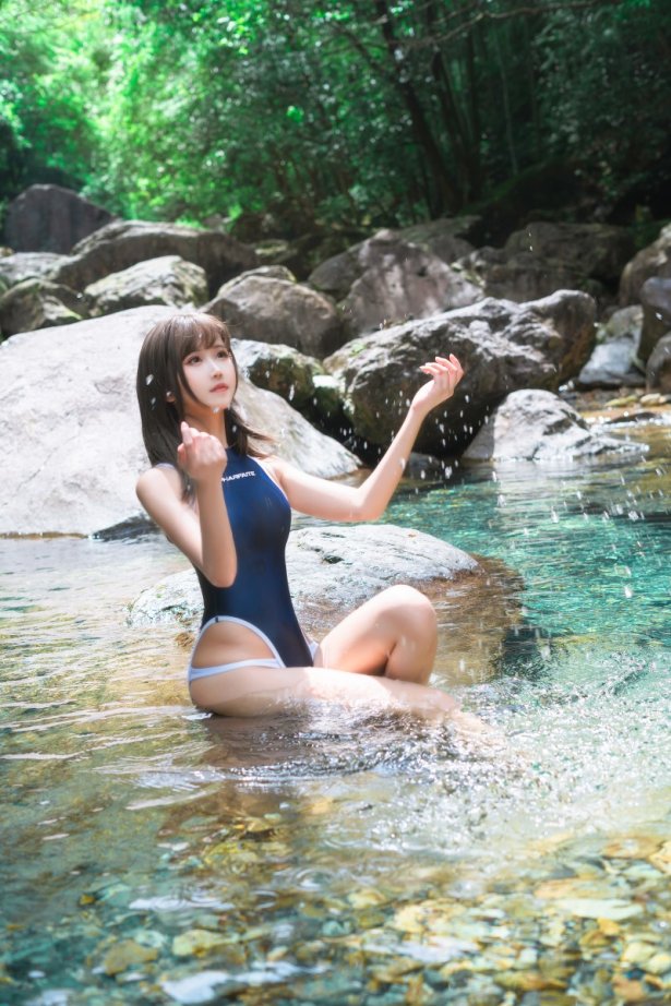 微博妹子@三度_69 竞泳 [21P/7V/320MB]